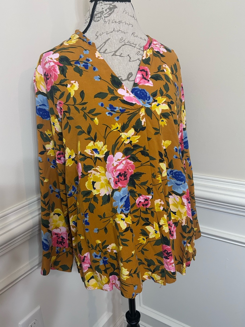 Old Navy Mustard Floral V-Neck Tunic with Pink & Blue Blooms